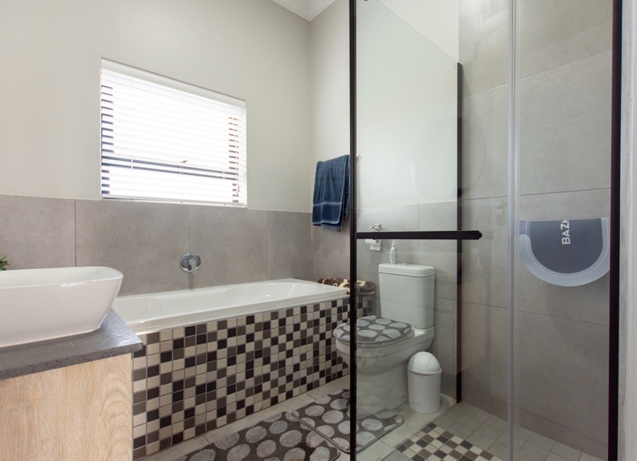 3 Bedroom Property for Sale in Langebaan Country Estate Western Cape